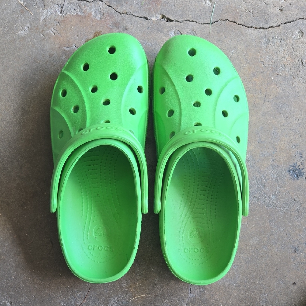 Crocs